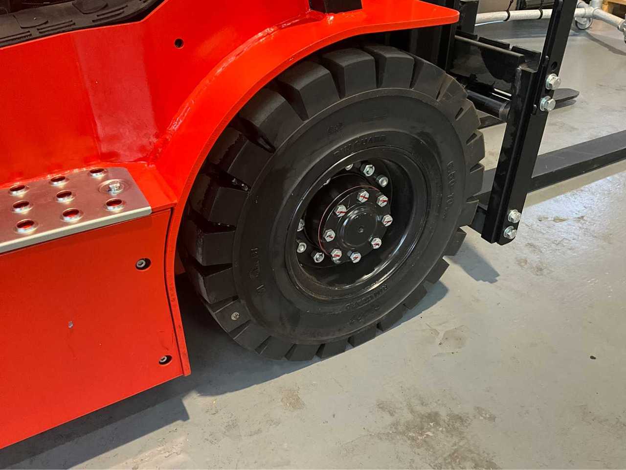 Empilhador EP - EFL 181 - 4.8 METER TRIPLEX, LI-ION, FREE-LIFT, SIDE-SHIFT - FORKLIFT: foto 28