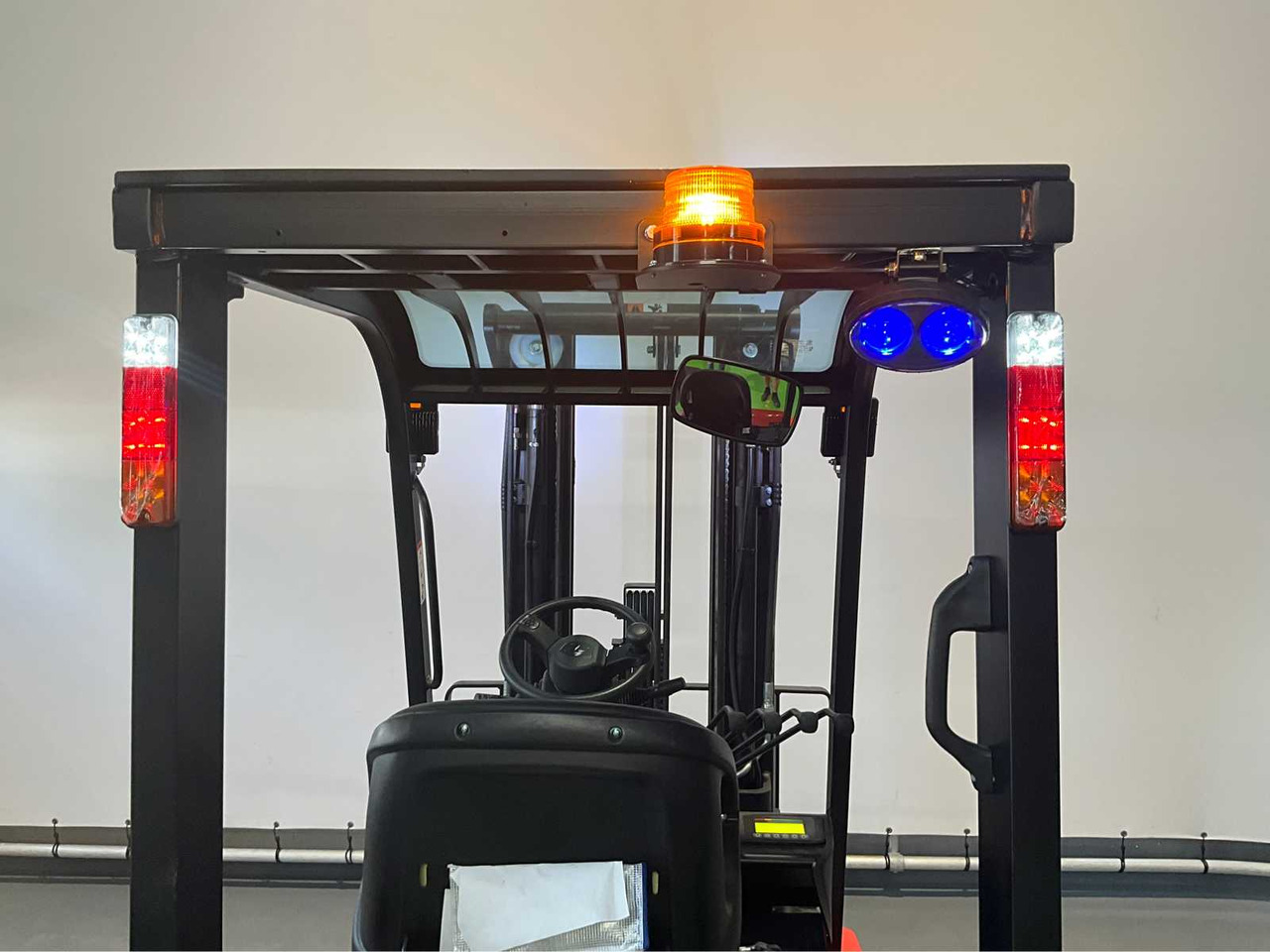 Empilhador EP - EFL 181 - 4.8 METER TRIPLEX, LI-ION, FREE-LIFT, SIDE-SHIFT - FORKLIFT: foto 11