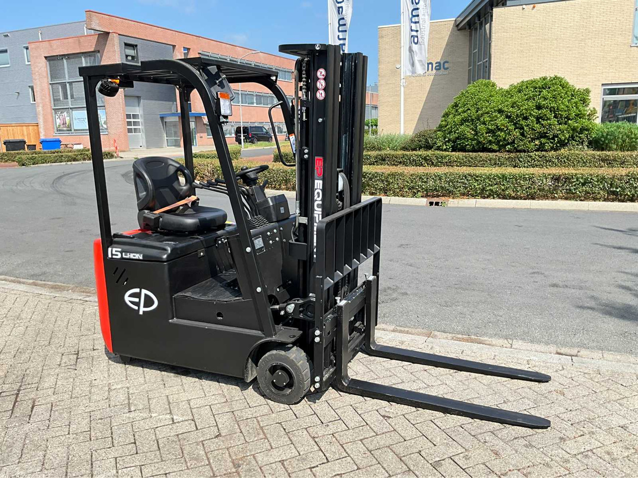Empilhador EP EFS 151 - 4.35 METER TRIPLEX, LI-ION, FREE-LIFT, SIDE-SHIFT - FORKLIFT: foto 8