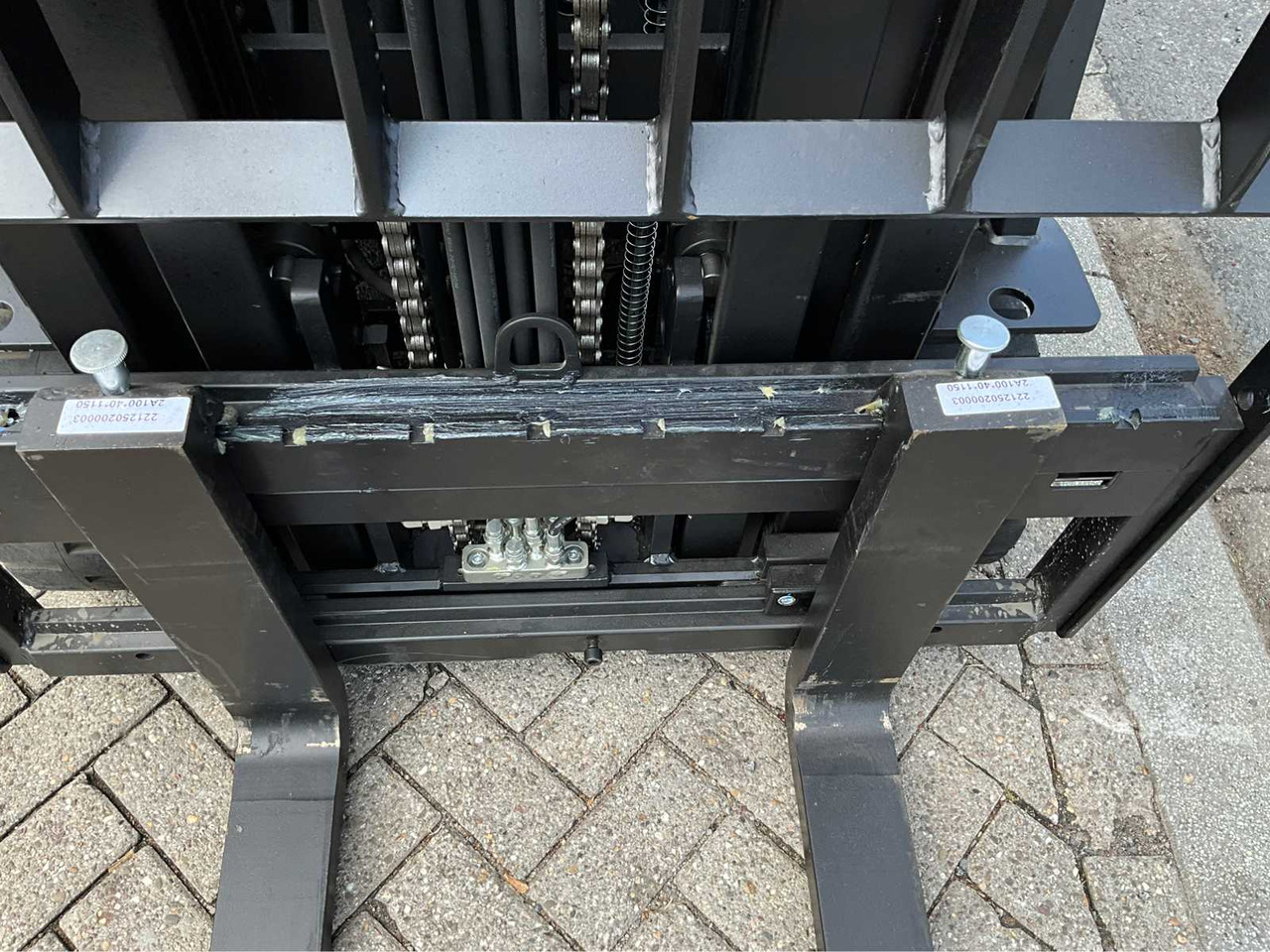 Empilhador EP EFS 151 - 4.35 METER TRIPLEX, LI-ION, FREE-LIFT, SIDE-SHIFT - FORKLIFT: foto 12