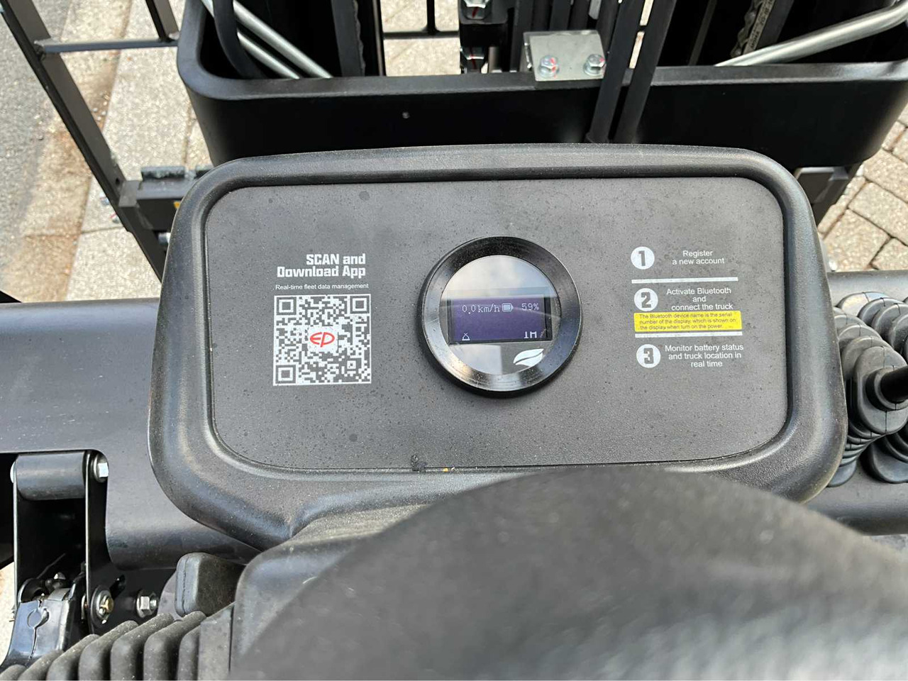 Empilhador EP EFS 151 - 4.35 METER TRIPLEX, LI-ION, FREE-LIFT, SIDE-SHIFT - FORKLIFT: foto 15