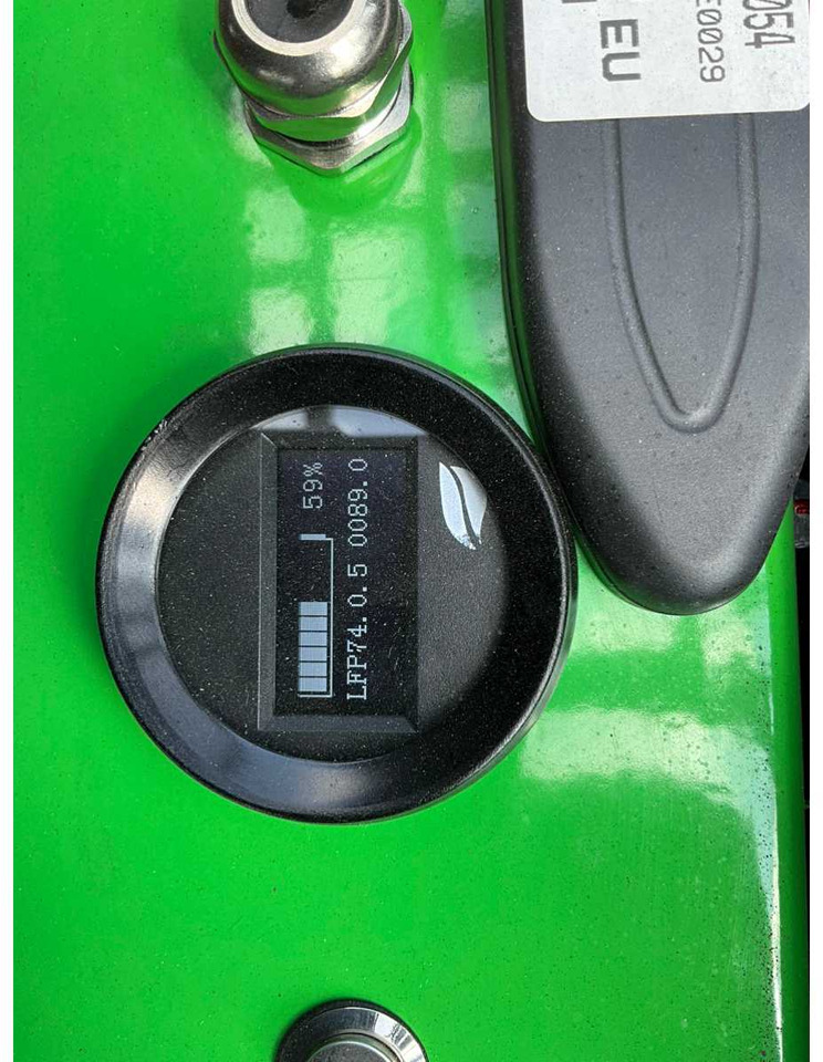 Empilhador EP EFS 151 - 4.35 METER TRIPLEX, LI-ION, FREE-LIFT, SIDE-SHIFT - FORKLIFT: foto 25