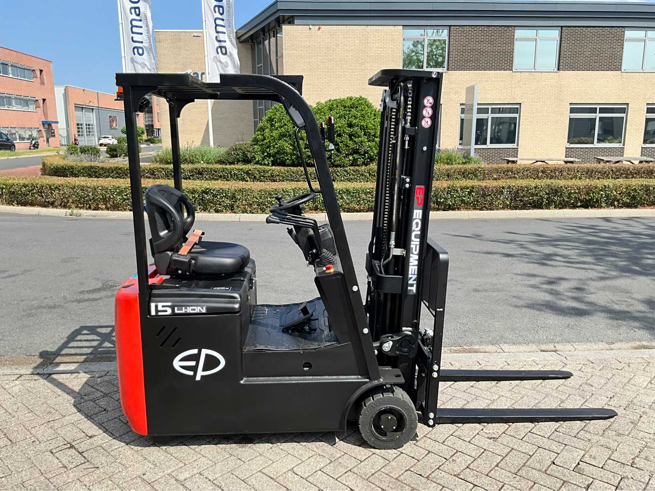 Empilhador EP EFS 151 - 4.35 METER TRIPLEX, LI-ION, FREE-LIFT, SIDE-SHIFT - FORKLIFT: foto 7