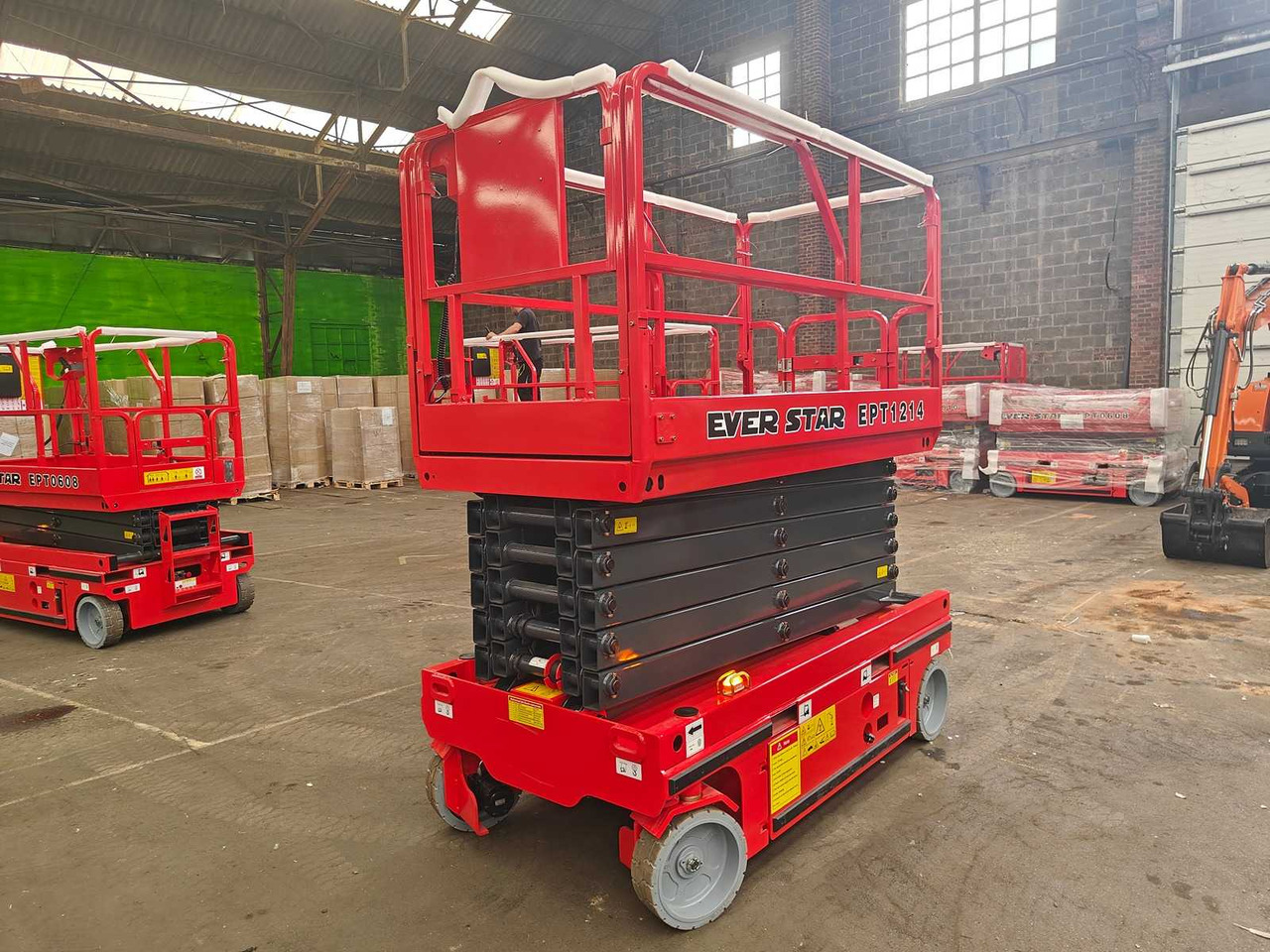 EVER STAR - 2025 - EPT1214 - AERIAL PLATFORM - Plataforma aérea: foto 1 EVER STAR - 2025 - EPT1214 - AERIAL PLATFORM - Plataforma aérea: foto 1
