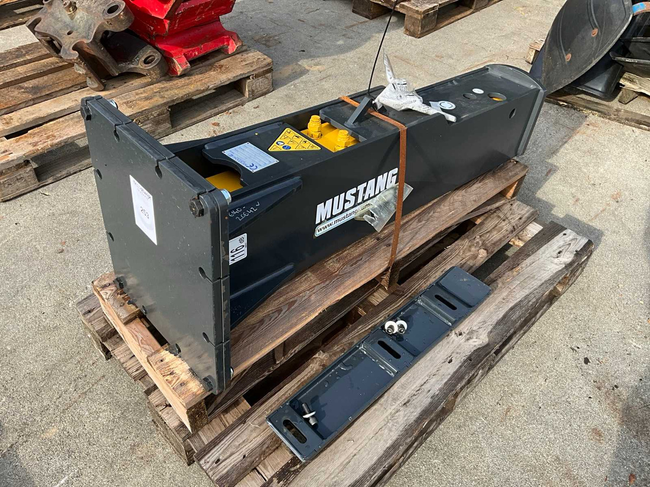 Mustang HM702 - Equipamento para Máquina de construção: foto 4 Mustang HM702 - Equipamento para Máquina de construção: foto 4