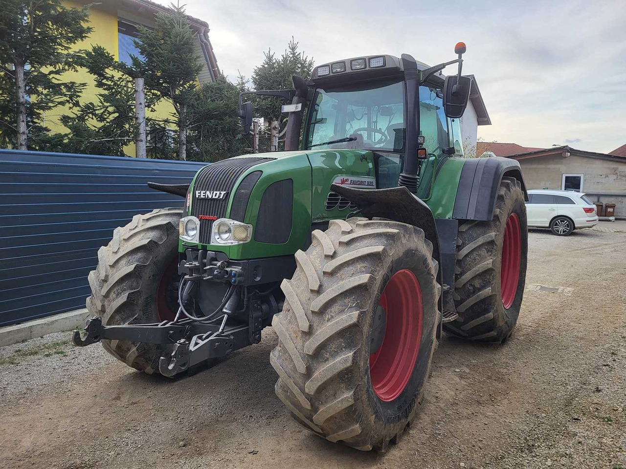 FENDT - 920 FAVORIT VARIO - 4-WHEEL DRIVE TRACTOR - 2009 - Trator: foto 1 FENDT - 920 FAVORIT VARIO - 4-WHEEL DRIVE TRACTOR - 2009 - Trator: foto 1