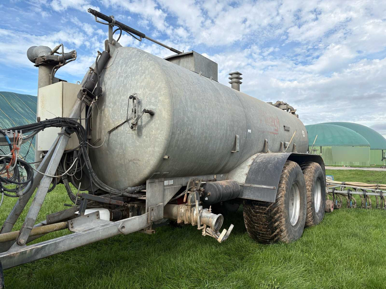 FLIEGL Güllefass mit Schleppschuhverteiler und Scheibeninjektor - Espalhador de estrume: foto 3 FLIEGL Güllefass mit Schleppschuhverteiler und Scheibeninjektor - Espalhador de estrume: foto 3