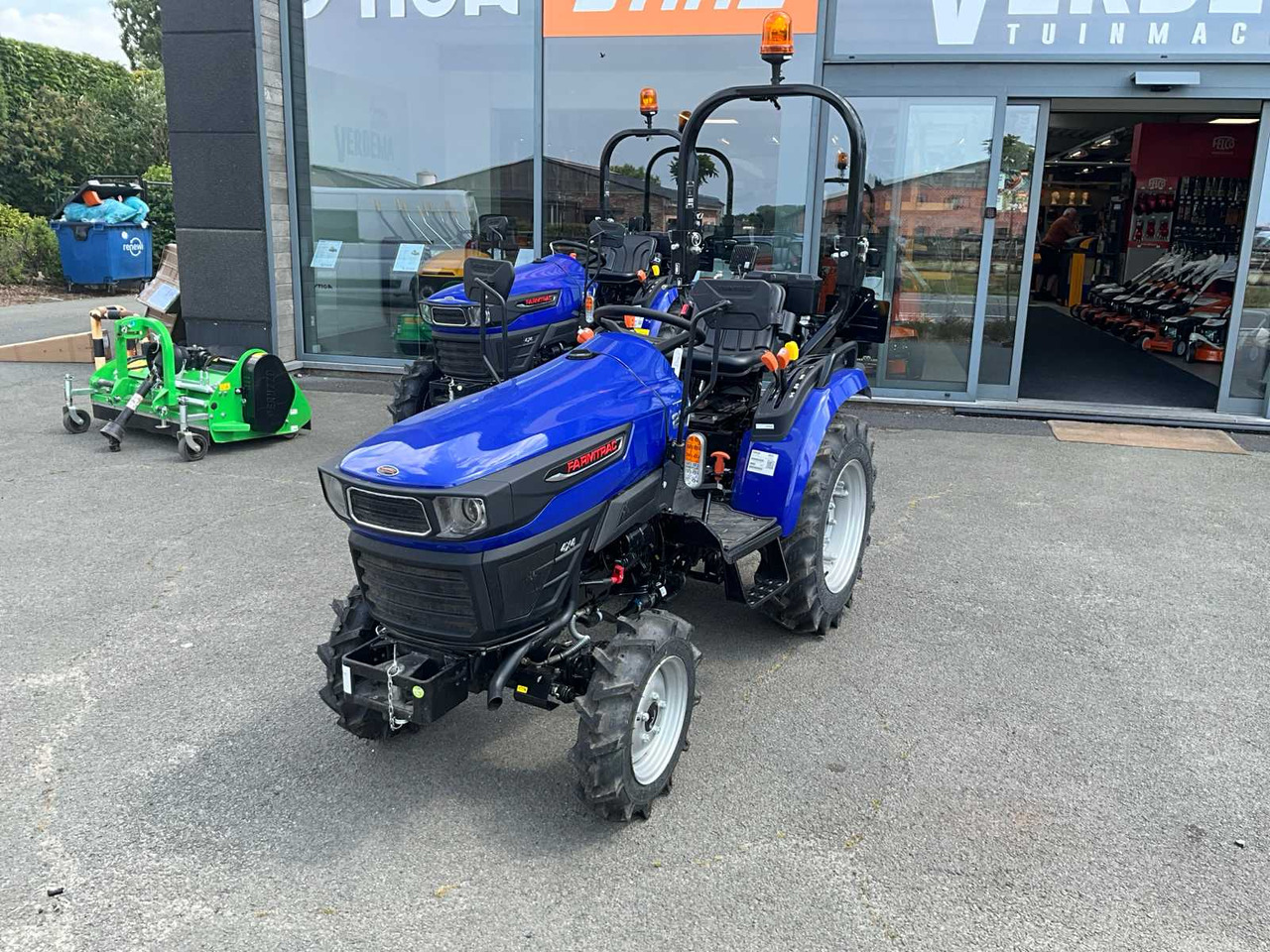 Farmtrac 20 - Mini trator: foto 1 Farmtrac 20 - Mini trator: foto 1