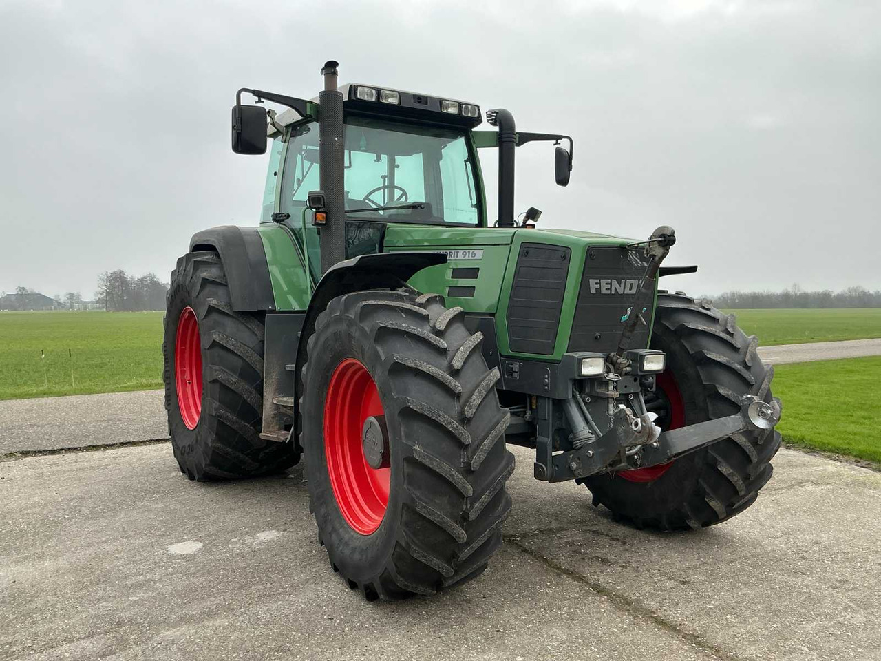 Fendt Favorit 916 - Trator: foto 2 Fendt Favorit 916 - Trator: foto 2