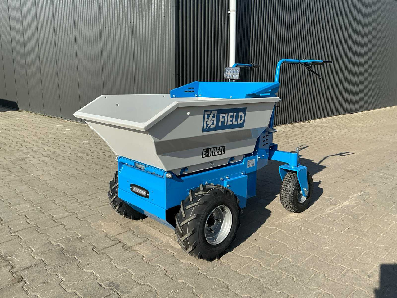 Field D500E - Dumper: foto 1 Field D500E - Dumper: foto 1