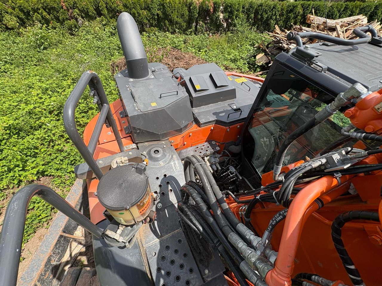 Escavadora de rastos Hitachi ZX135 US-6: foto 11