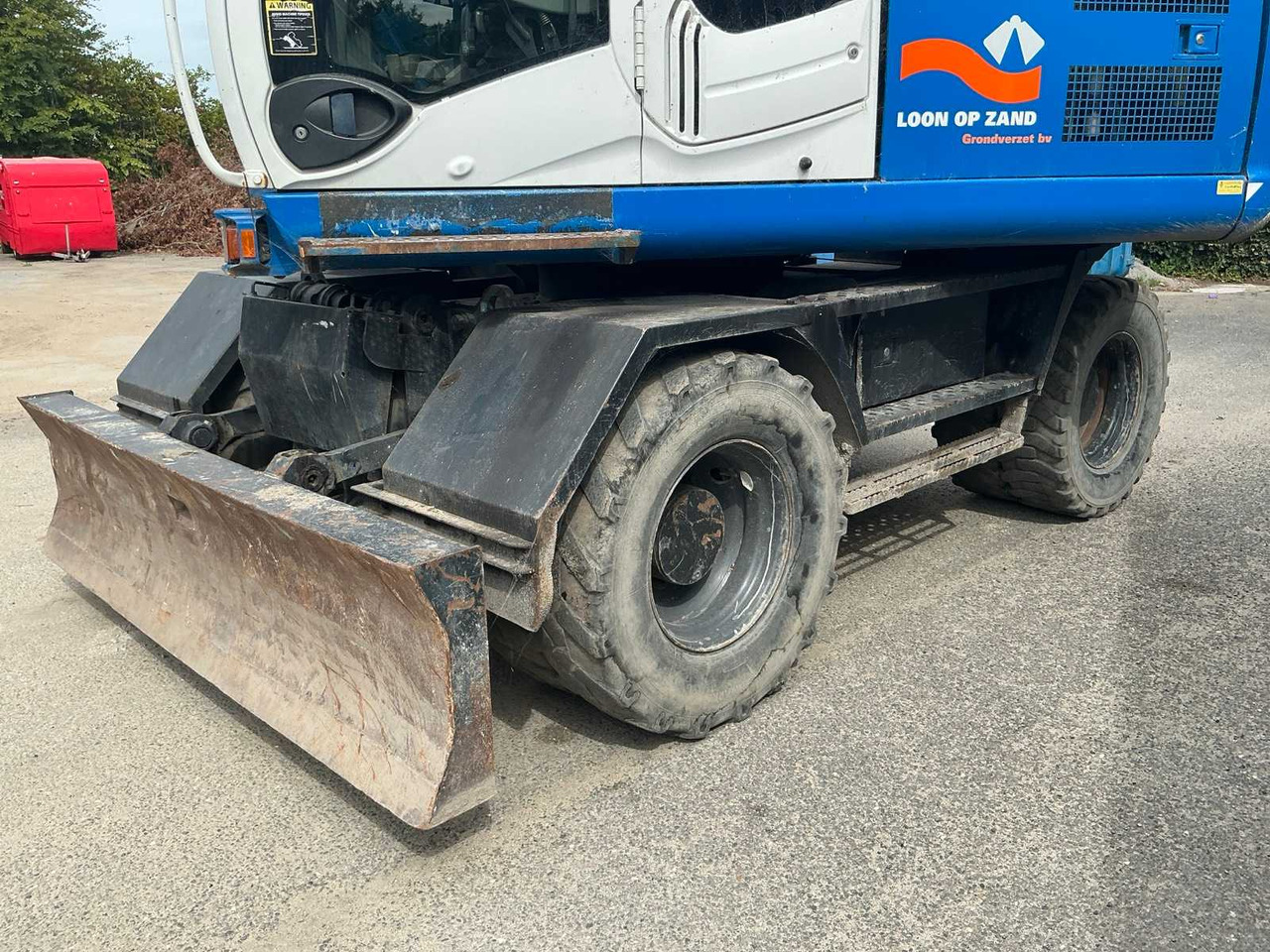 Hitachi ZX140W-3 - Escavadeira de rodas: foto 5 Hitachi ZX140W-3 - Escavadeira de rodas: foto 5