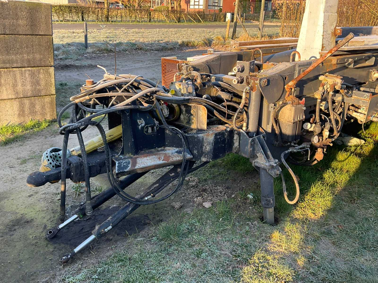 Hooklift chassis - Reboque transporte de gado: foto 4 Hooklift chassis - Reboque transporte de gado: foto 4