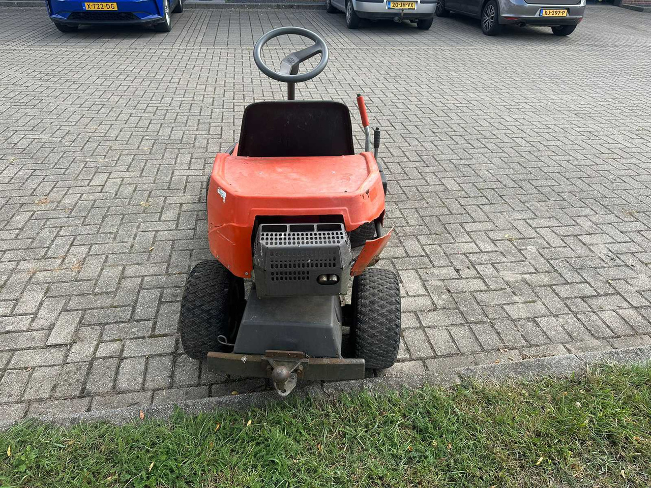 Husqvarna rider - Cortador de grama: foto 5 Husqvarna rider - Cortador de grama: foto 5