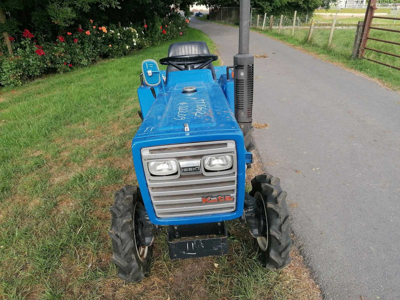Iseki TU 1400 - Mini trator: foto 2 Iseki TU 1400 - Mini trator: foto 2