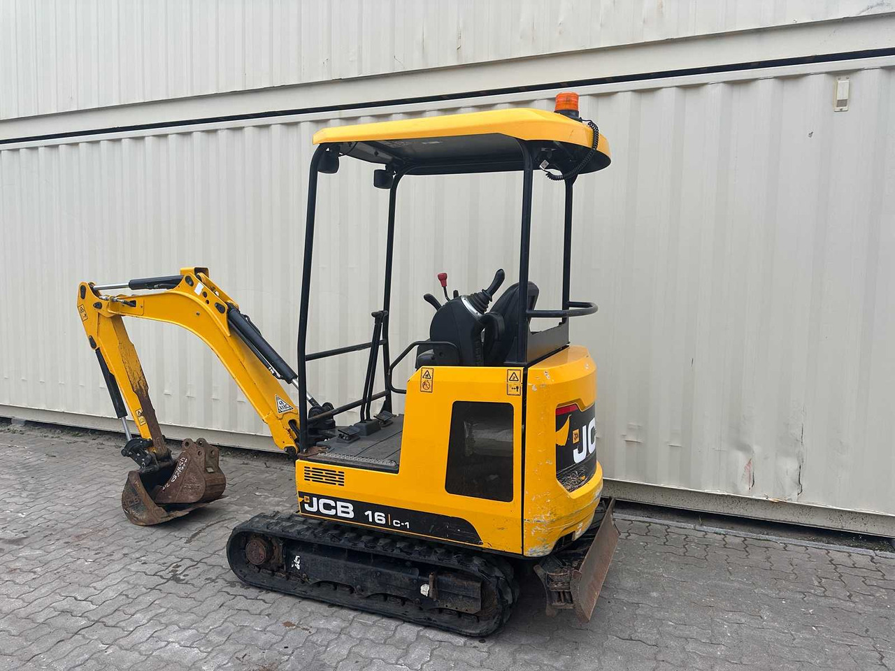 JCB 16C-1 - Mini escavadeira: foto 3 JCB 16C-1 - Mini escavadeira: foto 3