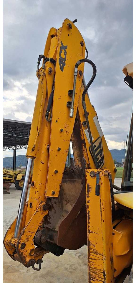 JCB BACKHOE LOADER - Retroescavadeira: foto 2 JCB BACKHOE LOADER - Retroescavadeira: foto 2