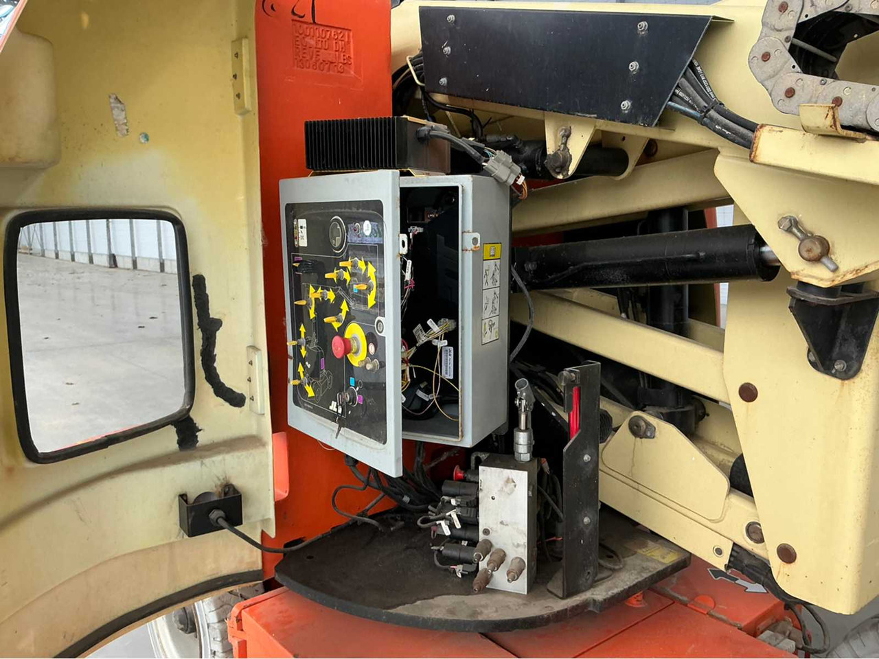 Plataforma aérea JLG E300AJP: foto 8