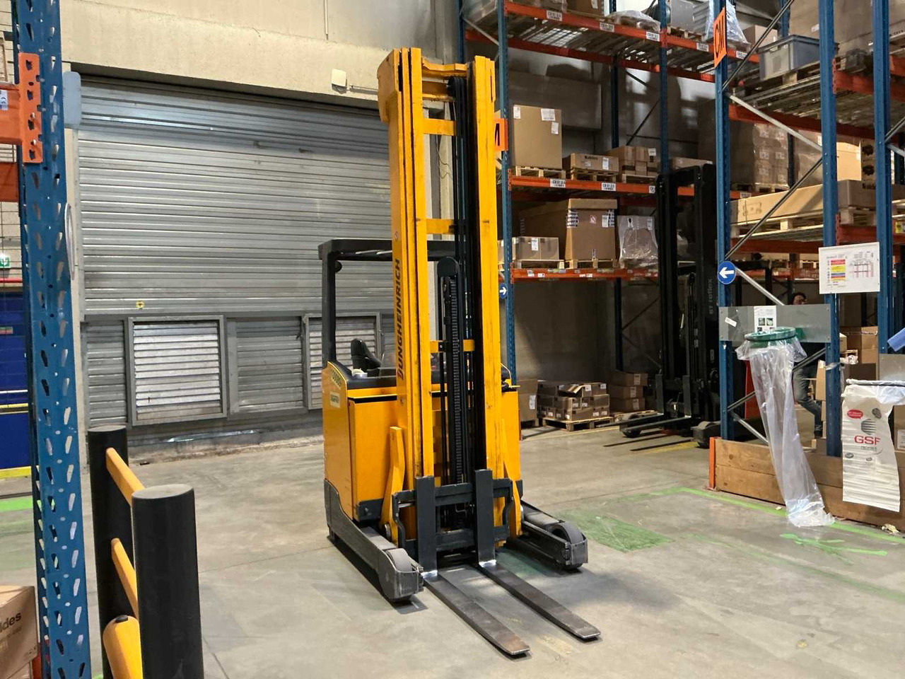 JUNGHEINRICH - 2015 - EVT214 - FORKLIFT - Empilhador: foto 3 JUNGHEINRICH - 2015 - EVT214 - FORKLIFT - Empilhador: foto 3