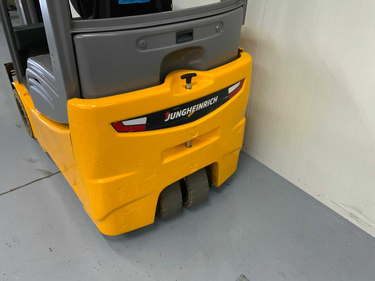 JUNGHEINRICH EFG216K - 4.6M PLYWOOD, FREE-LIFT, SIDE-SHIFT - FORKLIFT - Empilhador: foto 5 JUNGHEINRICH EFG216K - 4.6M PLYWOOD, FREE-LIFT, SIDE-SHIFT - FORKLIFT - Empilhador: foto 5