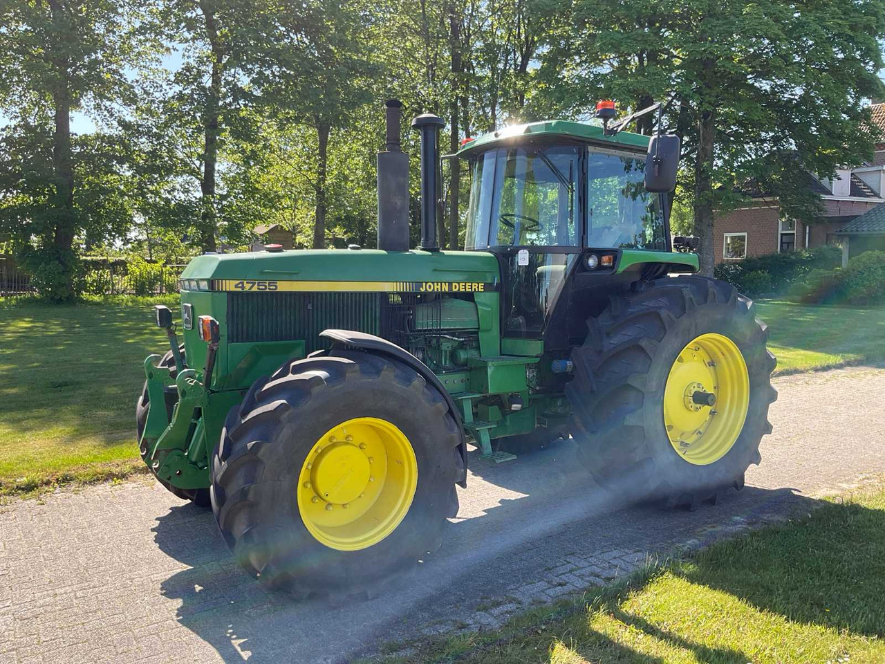 John Deere 4755 - Trator: foto 2 John Deere 4755 - Trator: foto 2