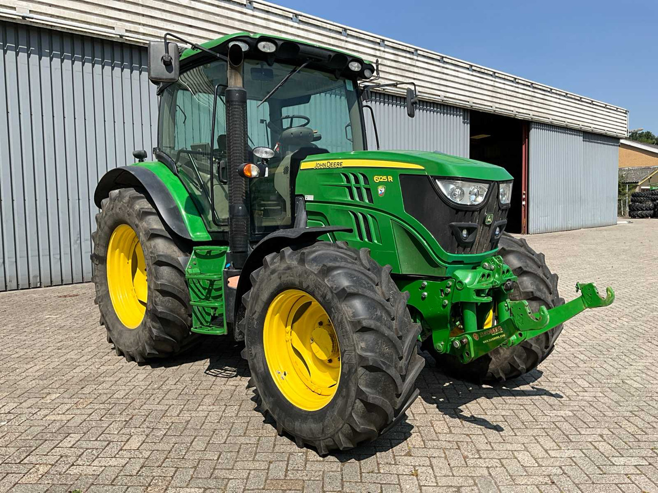 John Deere 6125R - Trator: foto 2 John Deere 6125R - Trator: foto 2