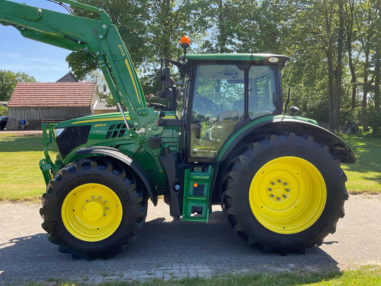 John Deere 6155R - Trator: foto 3 John Deere 6155R - Trator: foto 3