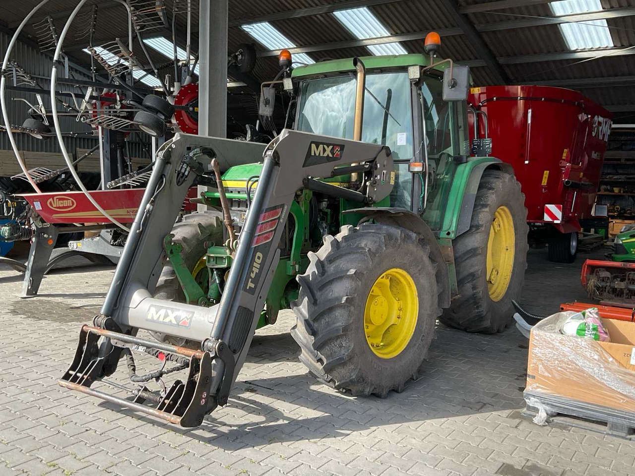 John Deere 6310 - Trator: foto 1 John Deere 6310 - Trator: foto 1