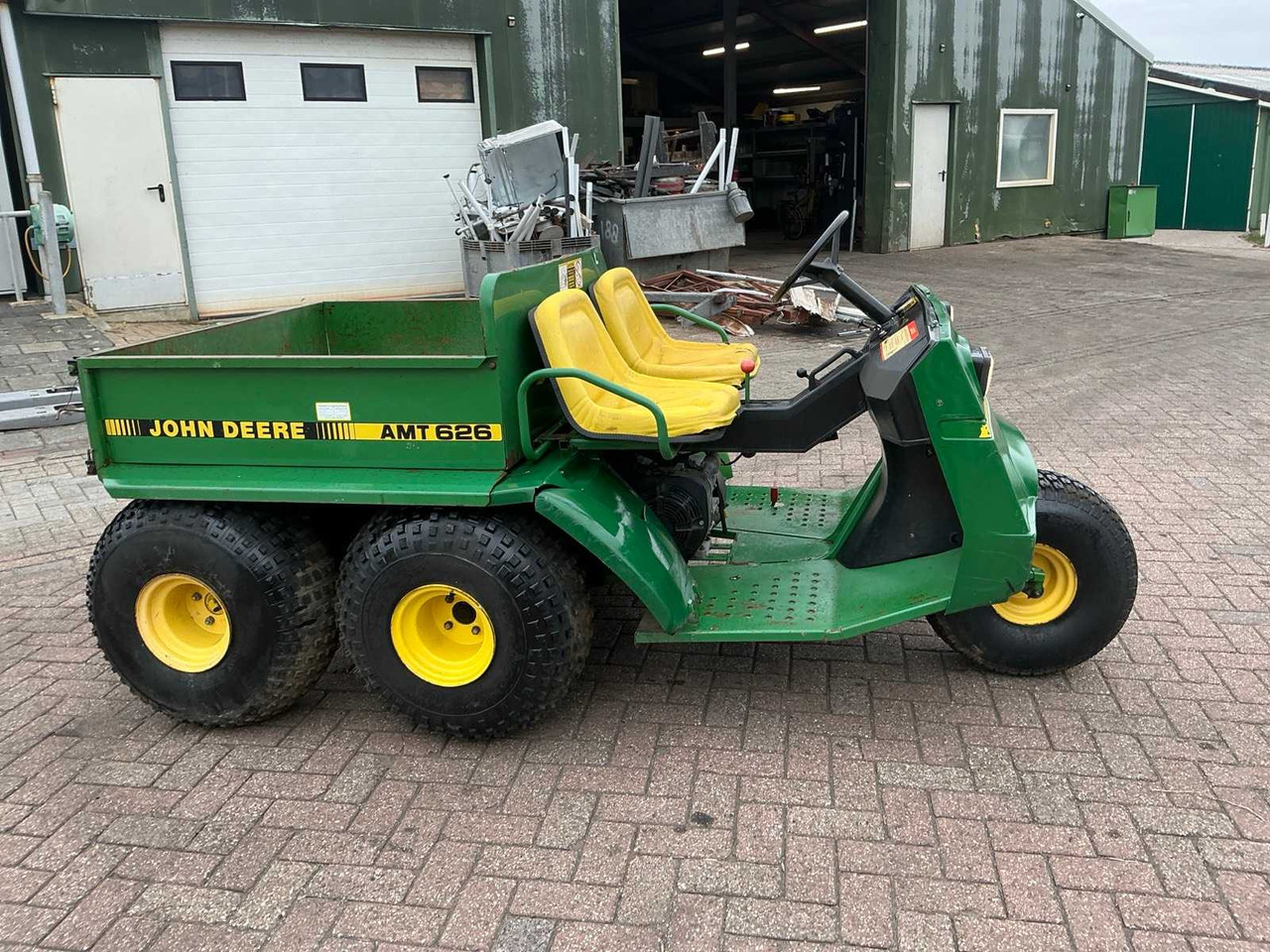 John Deere AMT 626 - Trator municipal: foto 4 John Deere AMT 626 - Trator municipal: foto 4