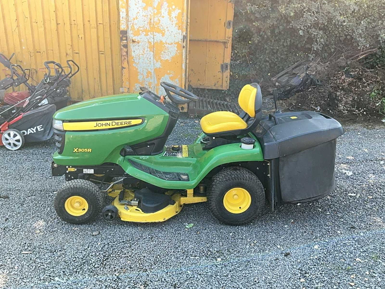 John Deere X305R - Cortador de grama: foto 2 John Deere X305R - Cortador de grama: foto 2