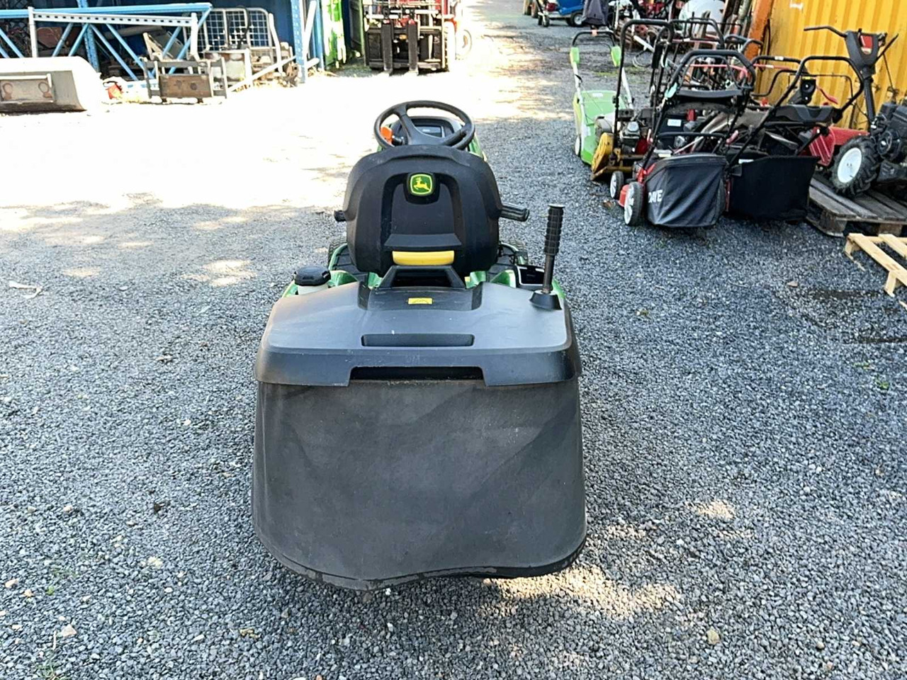 John Deere X305R - Cortador de grama: foto 4 John Deere X305R - Cortador de grama: foto 4