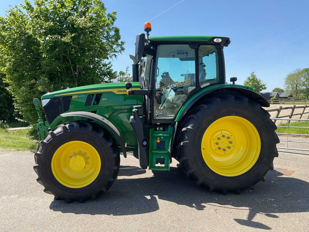 John deere 6R155 - Trator: foto 2 John deere 6R155 - Trator: foto 2