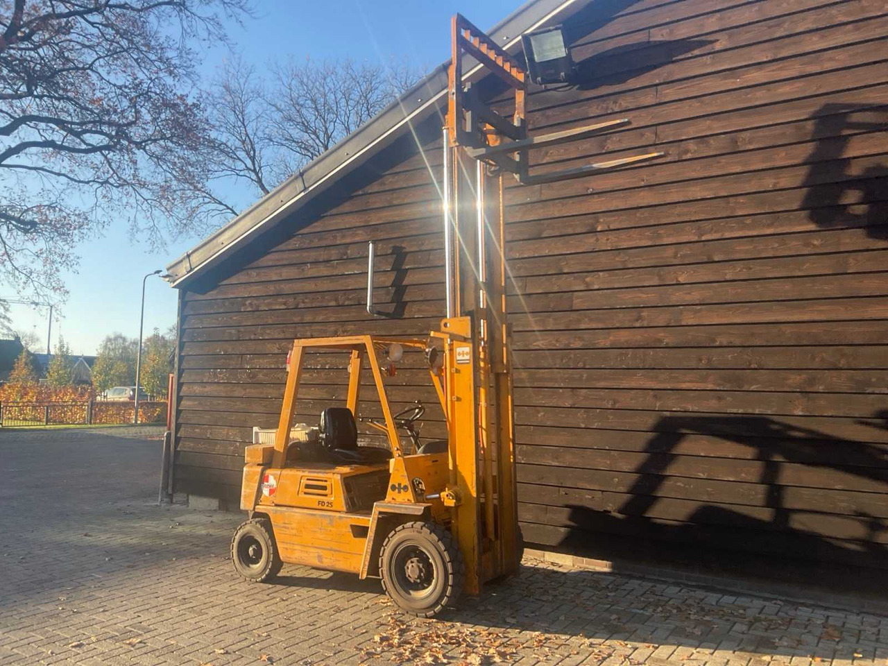 KOMATSU FD 20-7 FORKLIFT - Empilhador: foto 4 KOMATSU FD 20-7 FORKLIFT - Empilhador: foto 4