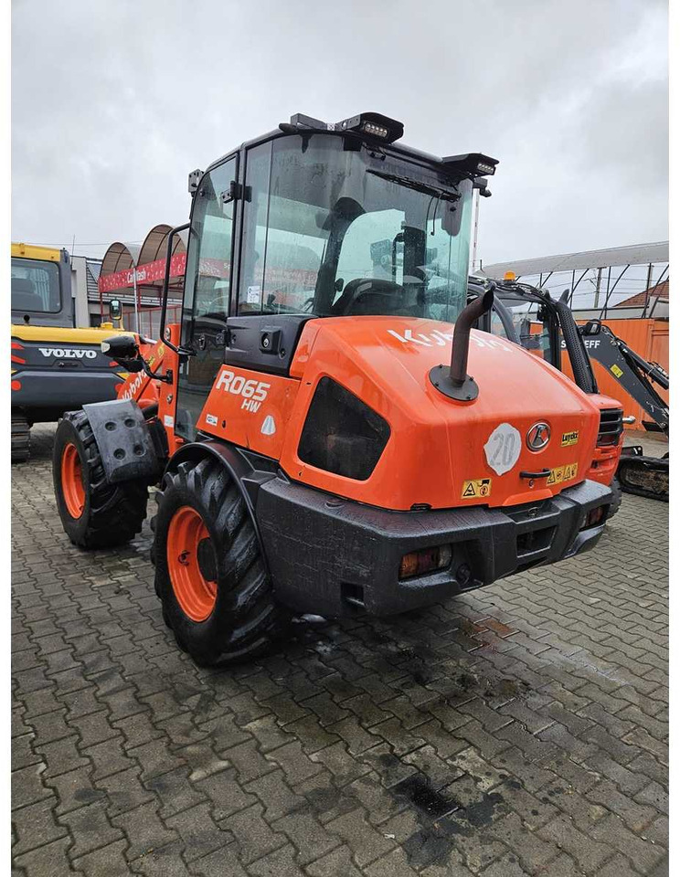KUBOTA - R065 - WHELL LOADER - 2017 - Pá carregadora de rodas: foto 2 KUBOTA - R065 - WHELL LOADER - 2017 - Pá carregadora de rodas: foto 2