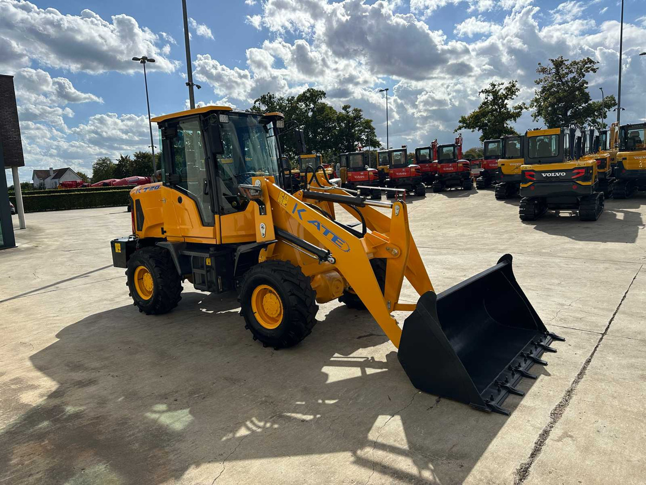 Kate KT20 - Pá carregadora de rodas: foto 3 Kate KT20 - Pá carregadora de rodas: foto 3