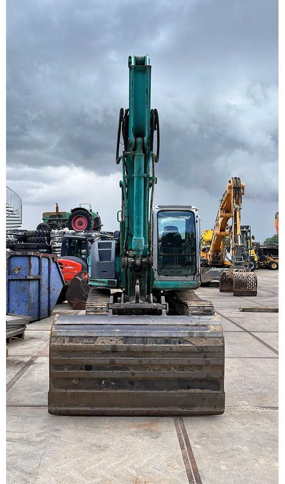Kobelco 135 - Escavadora de rastos: foto 3 Kobelco 135 - Escavadora de rastos: foto 3