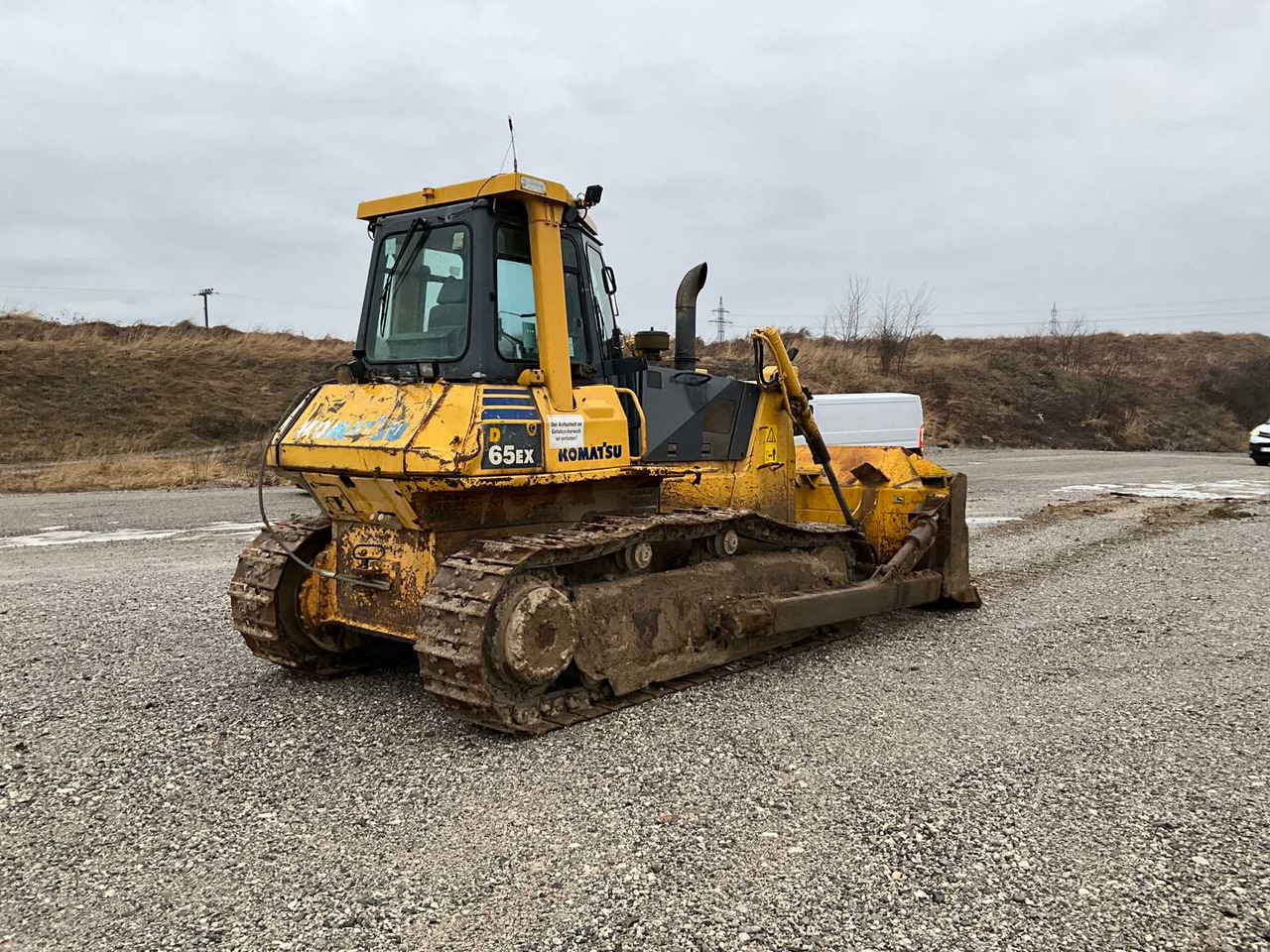 Komatsu D65EX - Buldôzer: foto 4 Komatsu D65EX - Buldôzer: foto 4