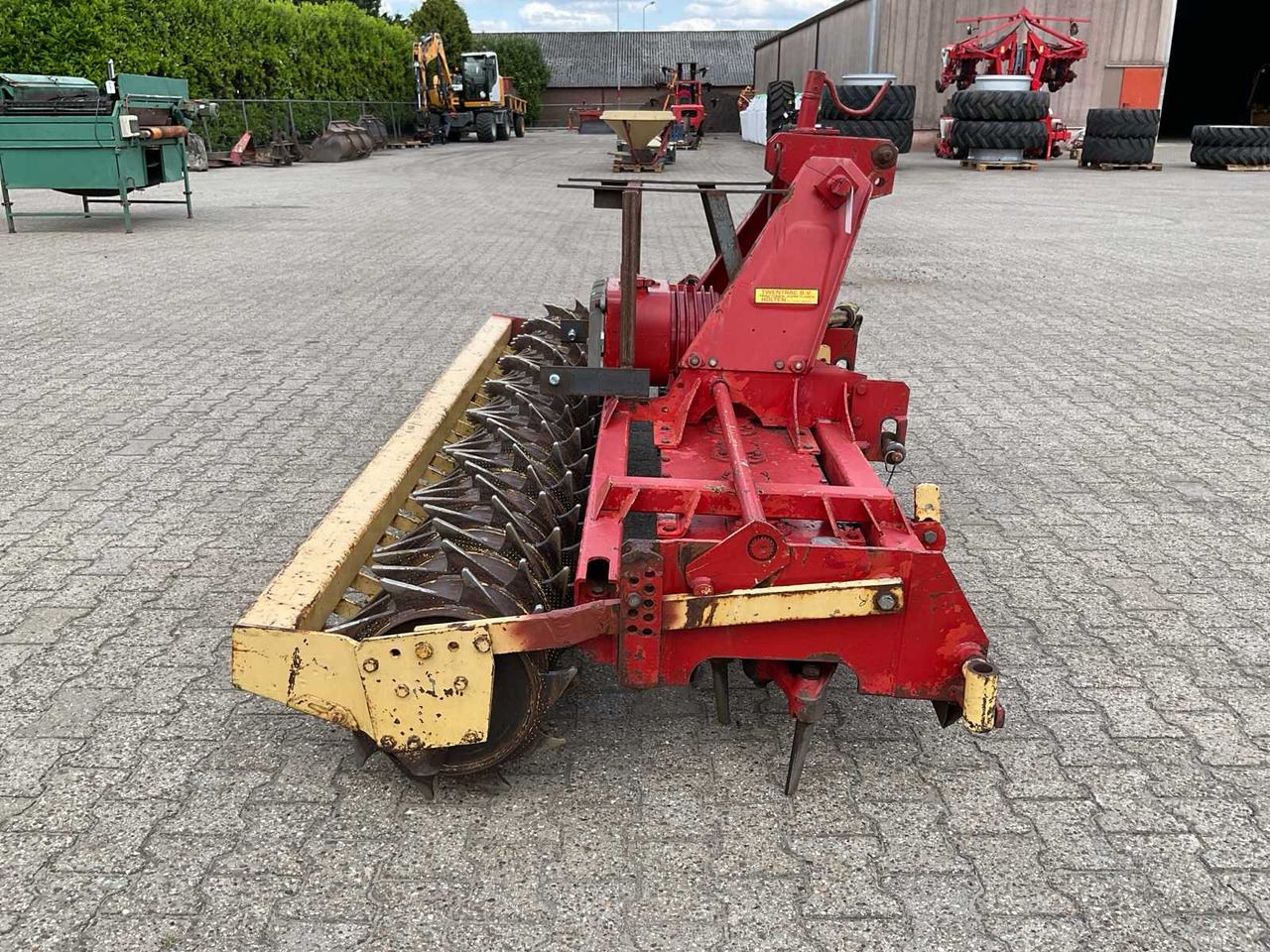 Krone KES 150/3000 - Grade rotativa: foto 4 Krone KES 150/3000 - Grade rotativa: foto 4