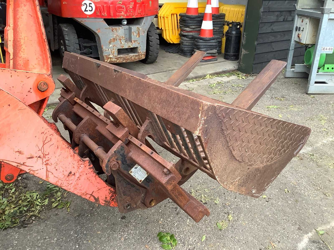 Kubota 1999 KUBOTA R420 SHOVEL - Pá carregadora de rodas: foto 3 Kubota 1999 KUBOTA R420 SHOVEL - Pá carregadora de rodas: foto 3