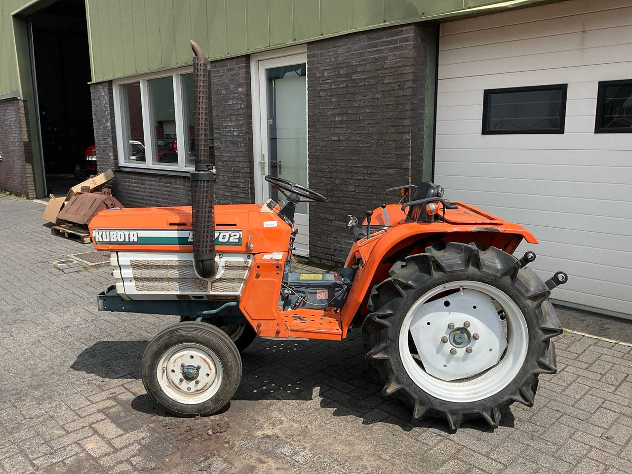 Kubota B1702 - Mini trator: foto 2 Kubota B1702 - Mini trator: foto 2
