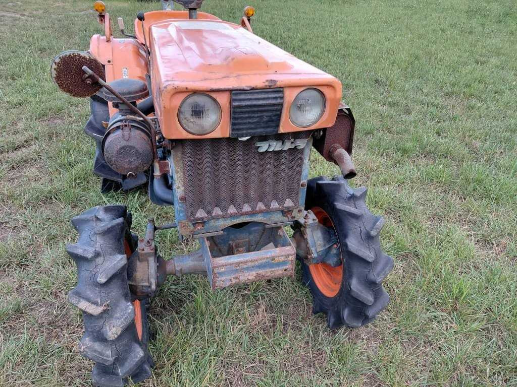 Kubota B7000 - Mini trator: foto 2 Kubota B7000 - Mini trator: foto 2