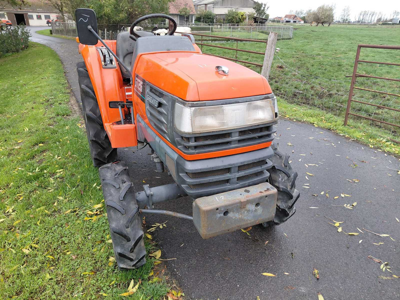 Kubota GT26 - Mini trator: foto 1 Kubota GT26 - Mini trator: foto 1