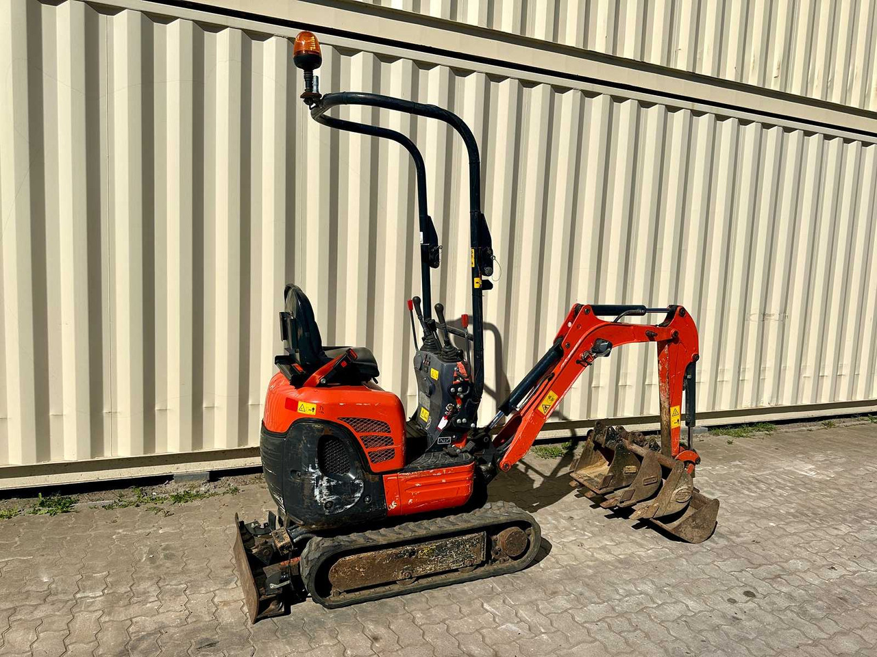 Kubota K008-3 - 4 x Löffel - Mini escavadeira: foto 4 Kubota K008-3 - 4 x Löffel - Mini escavadeira: foto 4