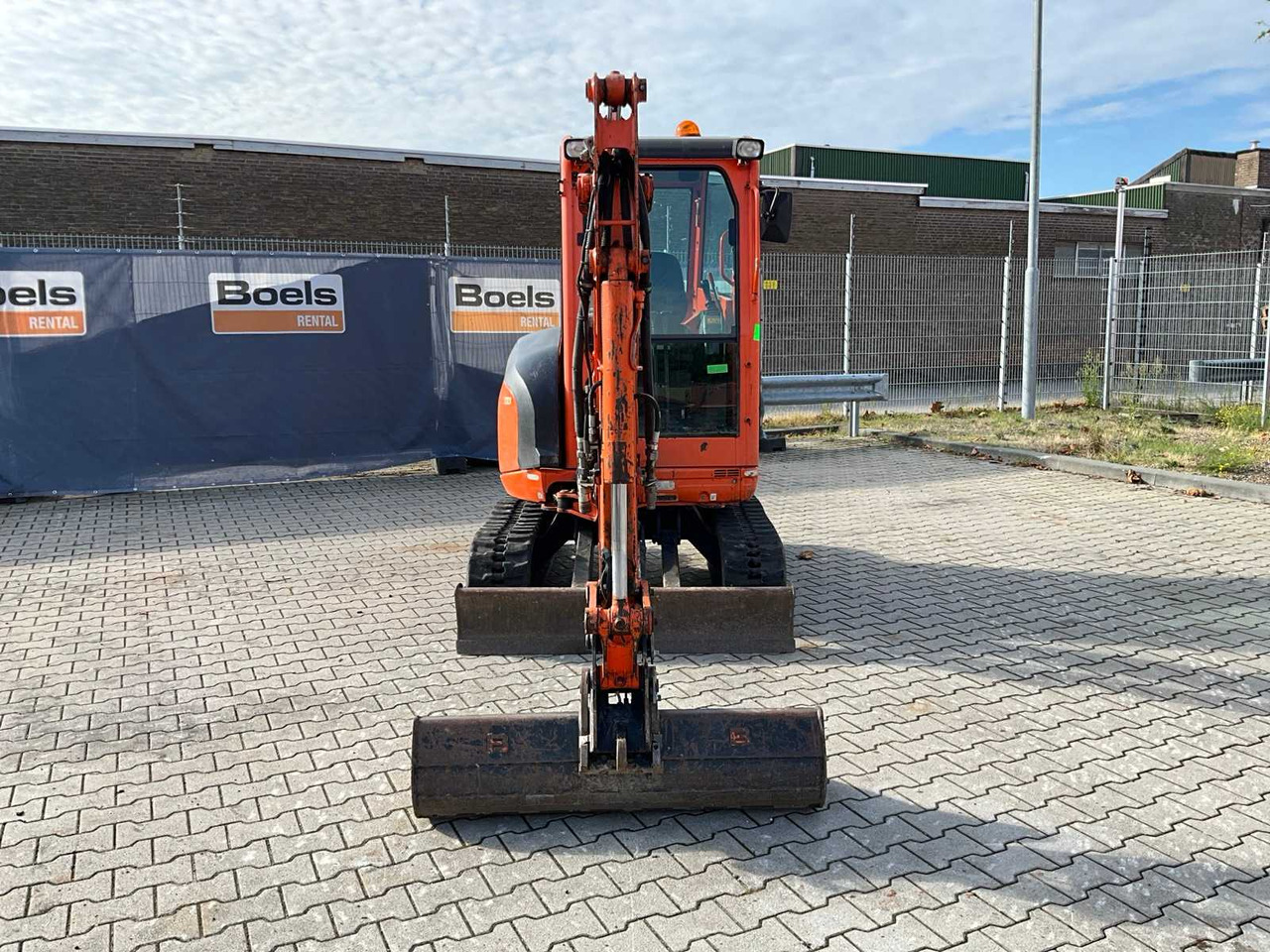 Kubota U27-4GL - Mini escavadeira: foto 3 Kubota U27-4GL - Mini escavadeira: foto 3