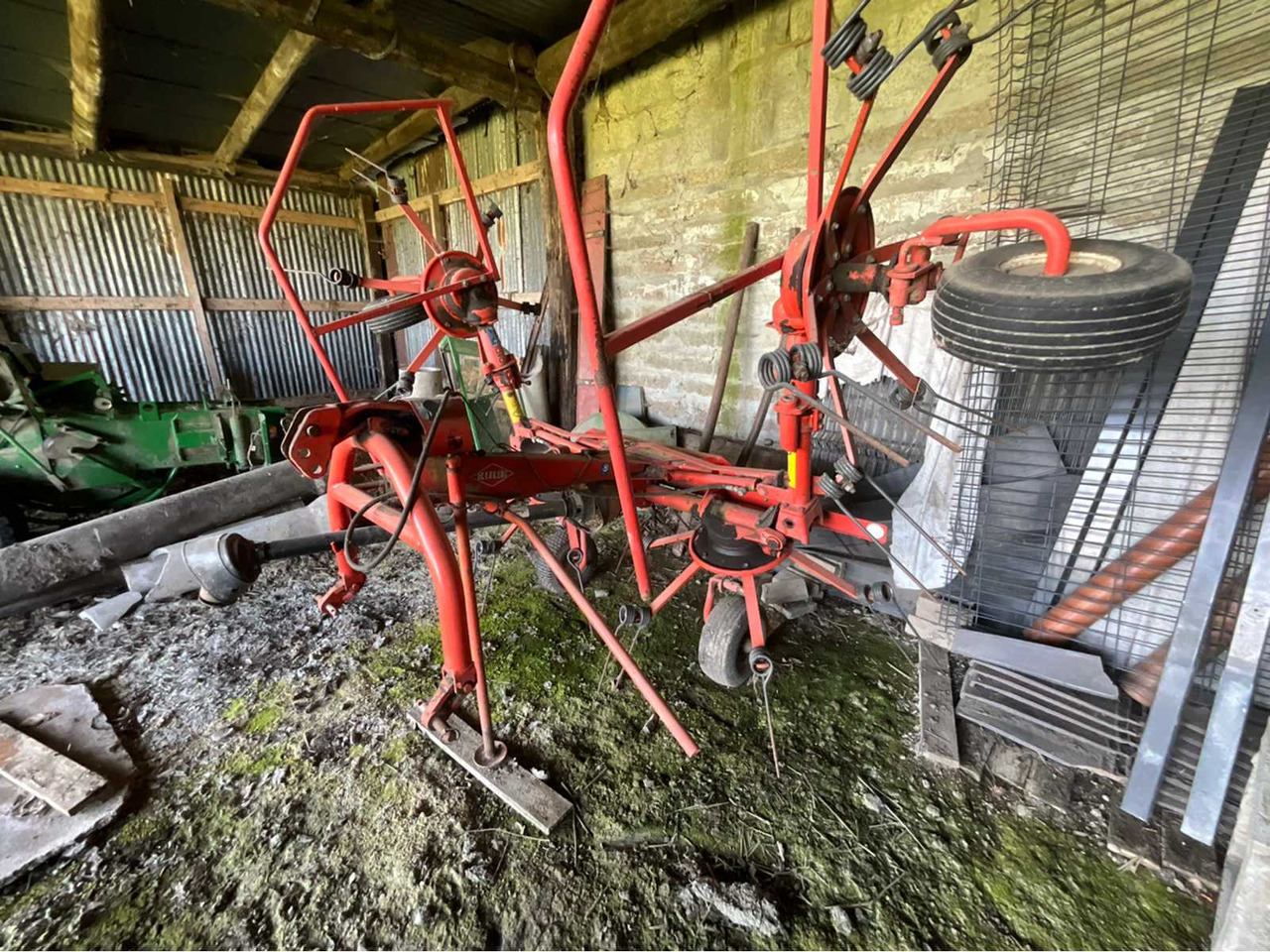 Kuhn GF 5001 MH - Triturador de folhas para batata: foto 3 Kuhn GF 5001 MH - Triturador de folhas para batata: foto 3