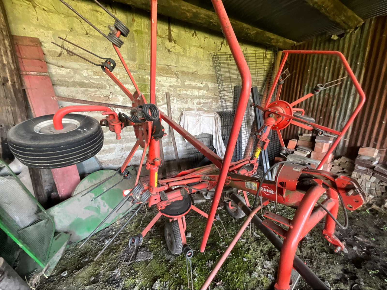 Kuhn GF 5001 MH - Triturador de folhas para batata: foto 2 Kuhn GF 5001 MH - Triturador de folhas para batata: foto 2