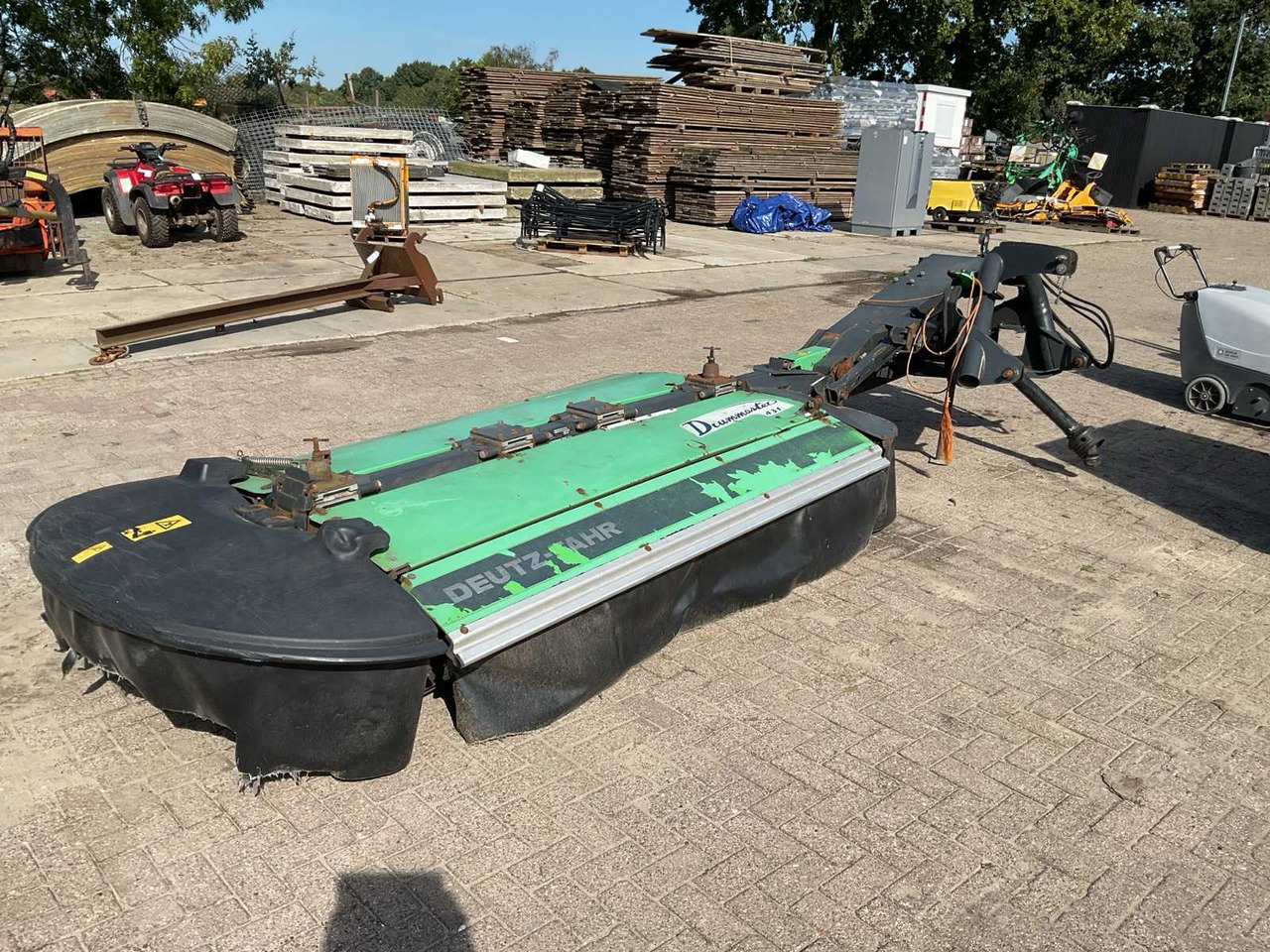Kuhn VGPP pz320 - Máquina para produção de feno: foto 3 Kuhn VGPP pz320 - Máquina para produção de feno: foto 3