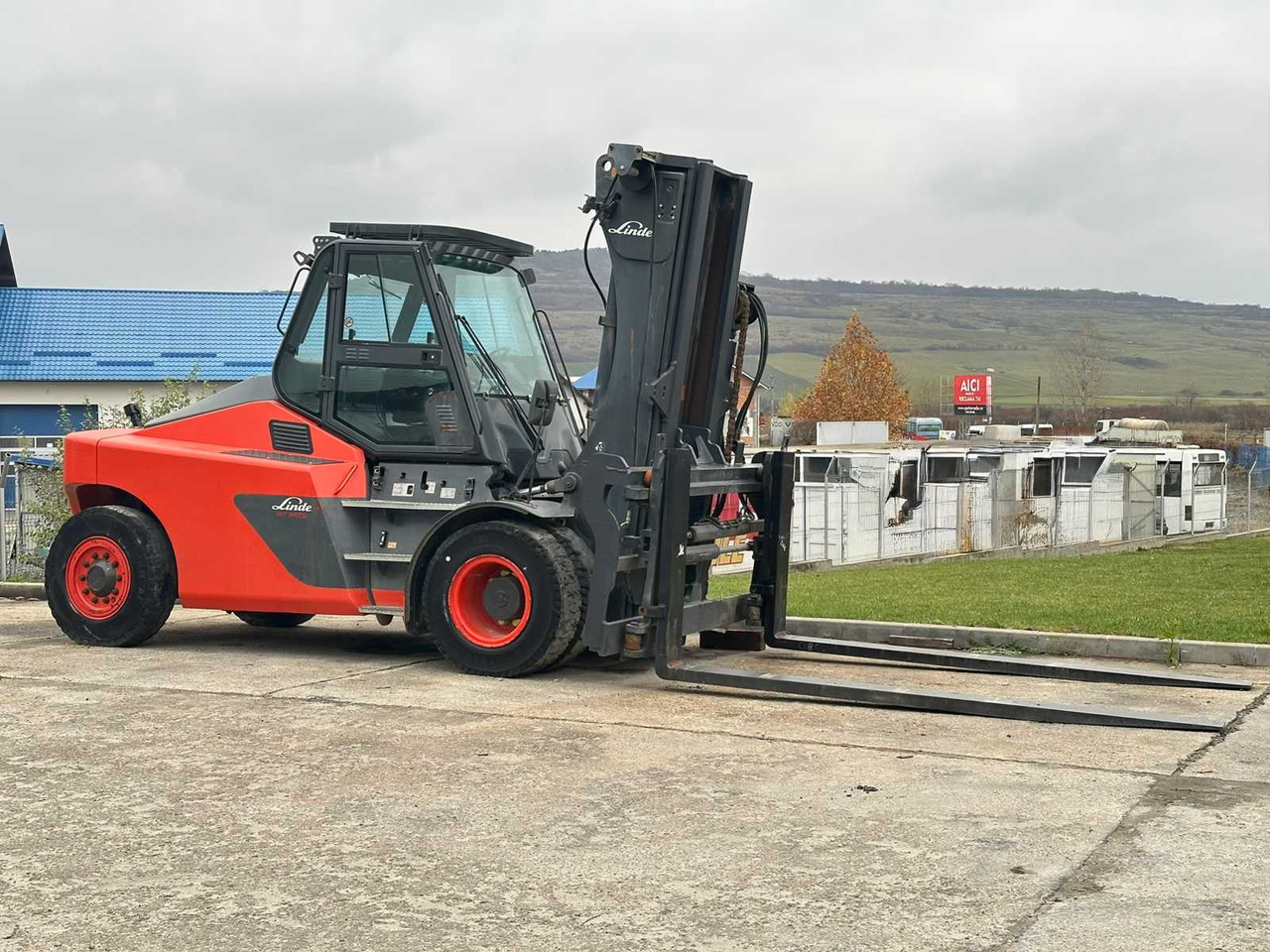 LINDE - HT 120DS - FORKLIFT TRUCKS - 2017 - Empilhador: foto 2 LINDE - HT 120DS - FORKLIFT TRUCKS - 2017 - Empilhador: foto 2