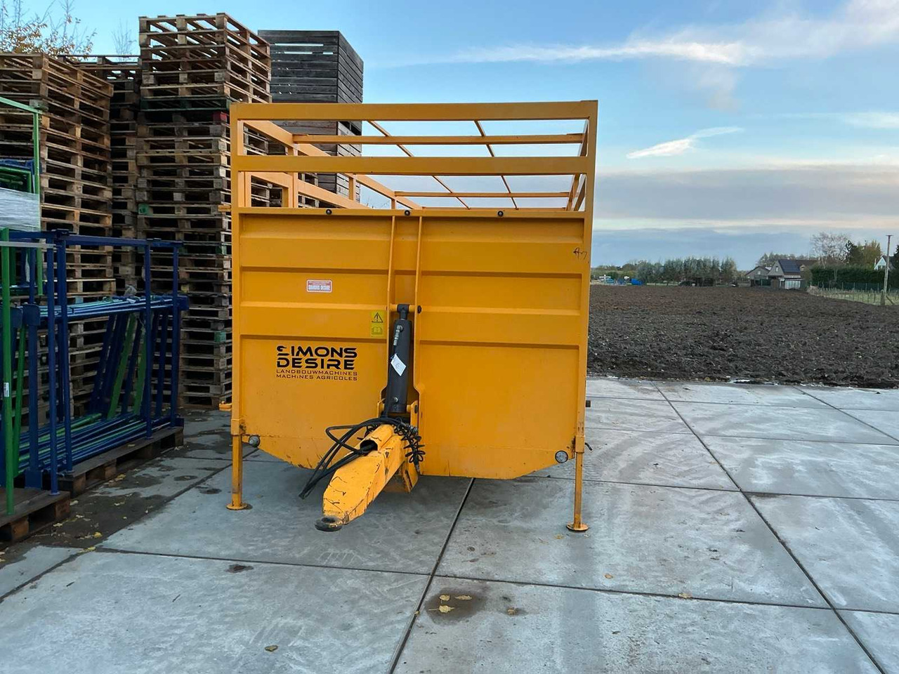 La Littorale BE7 - Reboque transporte de gado: foto 2 La Littorale BE7 - Reboque transporte de gado: foto 2