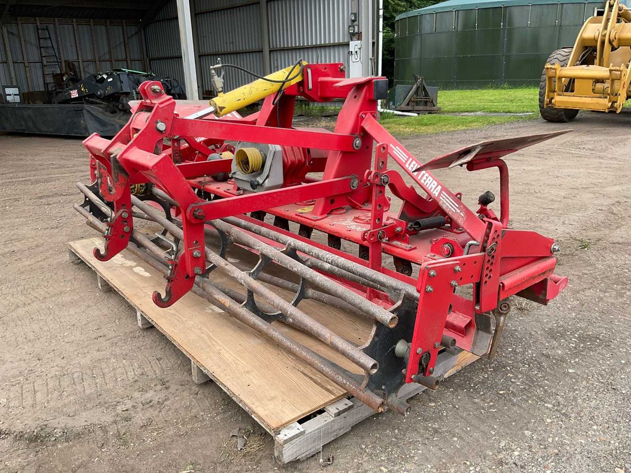 Lely Terra 300-25 Plus - Grade rotativa: foto 5 Lely Terra 300-25 Plus - Grade rotativa: foto 5
